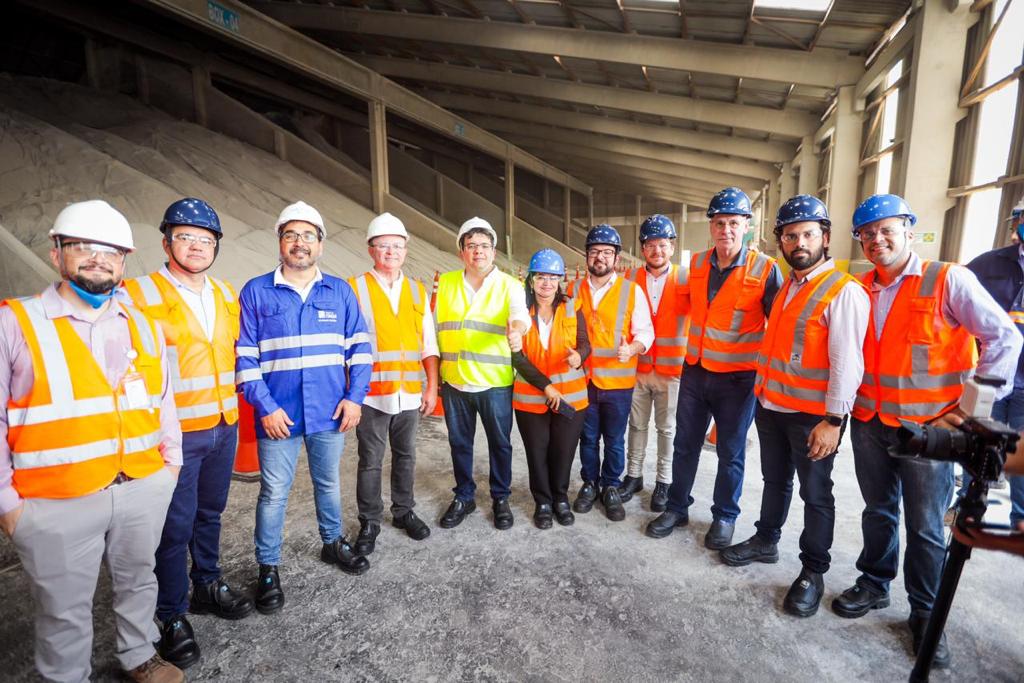 Governador e equipe da Investe Piauí colhem experiências em visita ao Porto do Itaqui, em São Luís (MA)