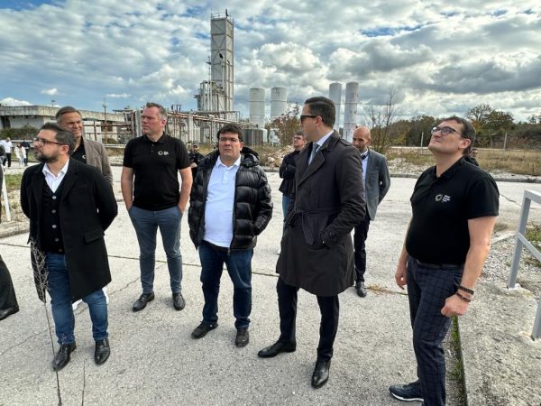 Rafael Fonteles visita Porto de Krk, na Croácia, principal porta de entrada na Europa de hidrogênio verde do Piauí