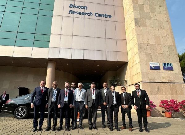 Governo busca parceria com farmacêutica indiana