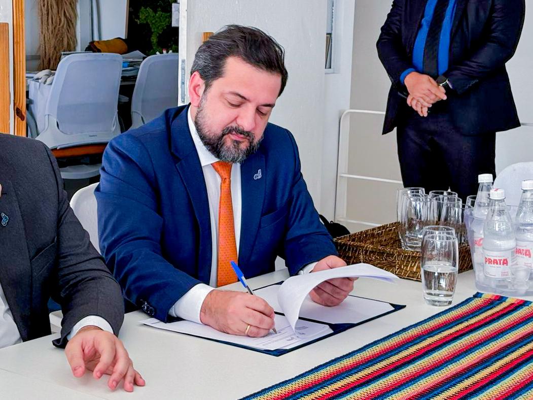 Investe Piauí firma contrato em São Paulo para desenvolvimento de produtos piauienses