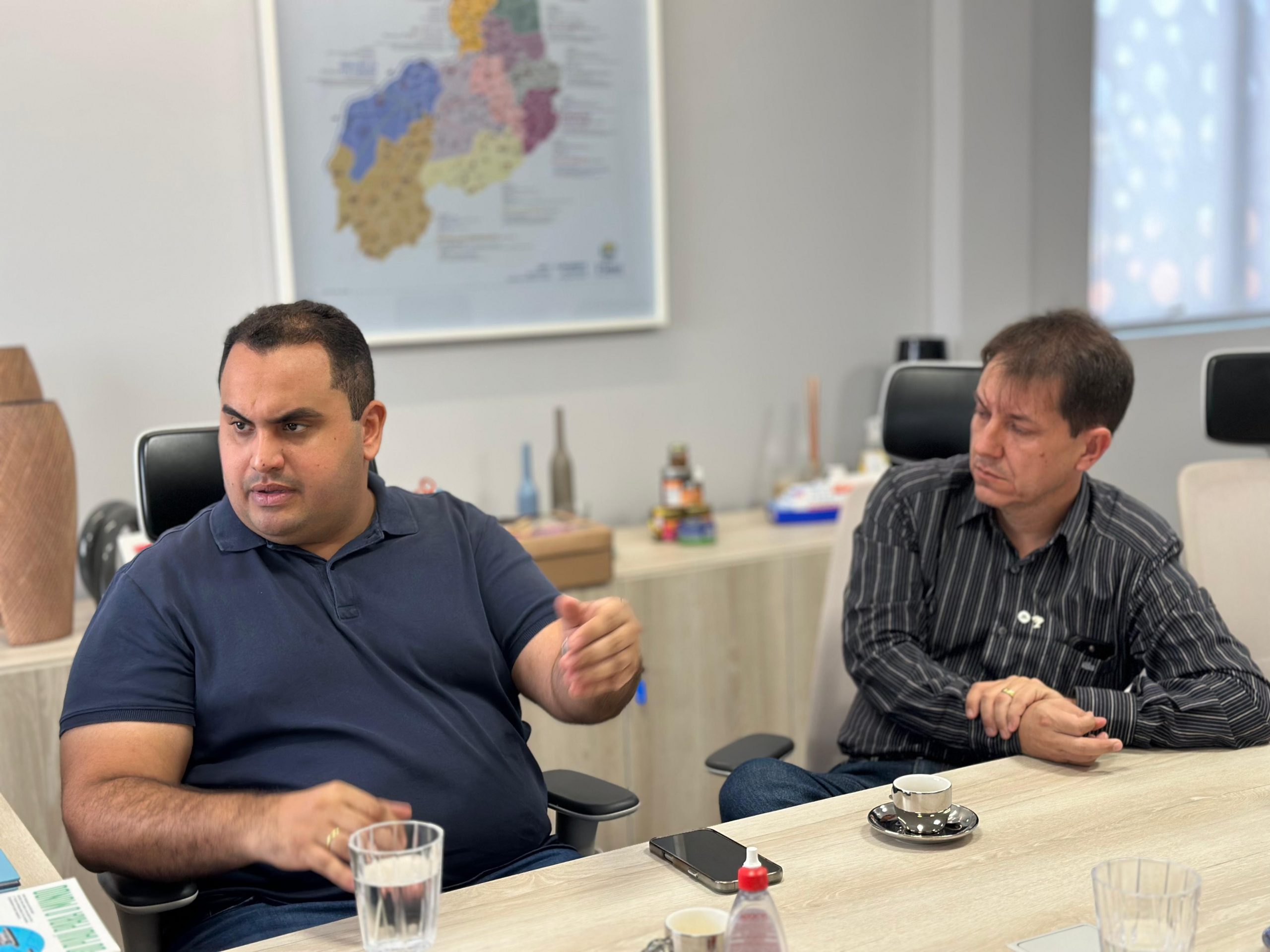 Reunião discute reativação do aeroporto de Fronteiras para apoiar empresa que emprega mais de 400 piauienses